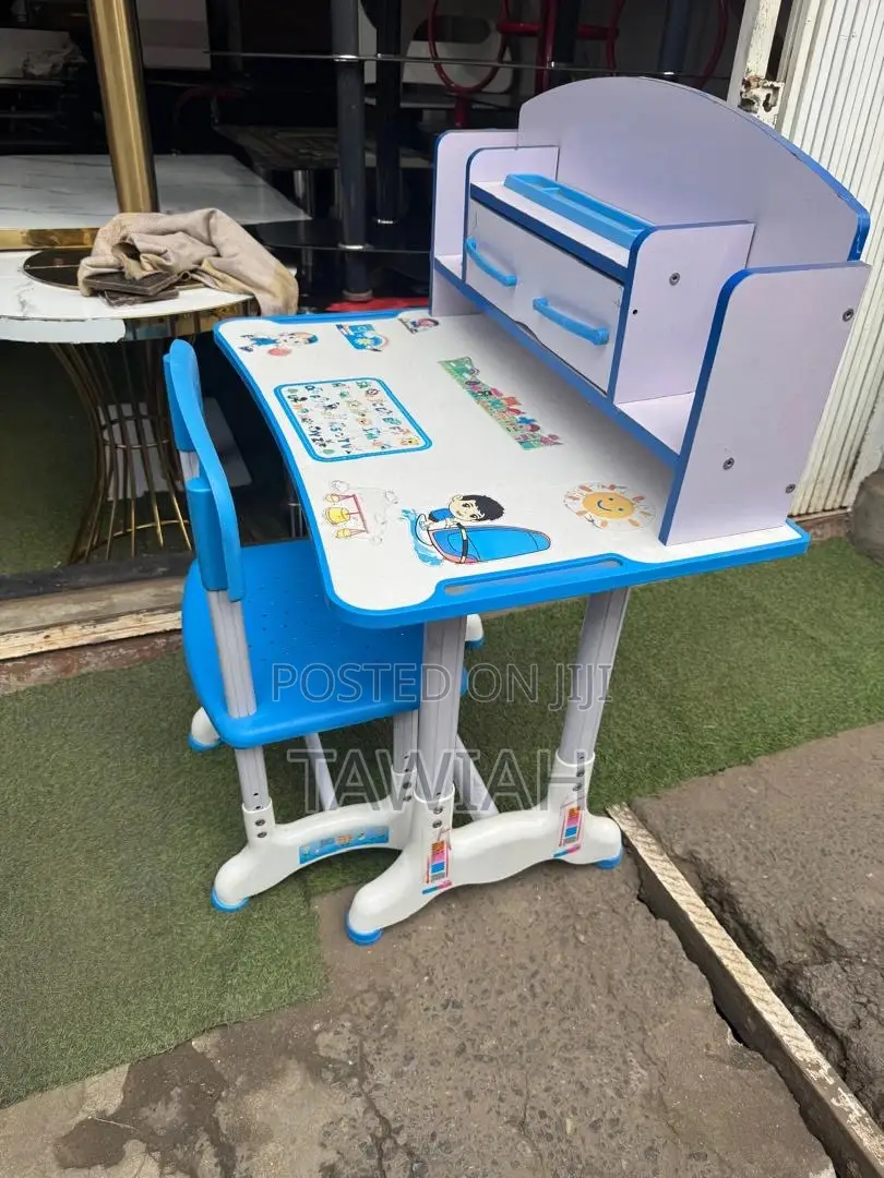 Children Table and Chairs