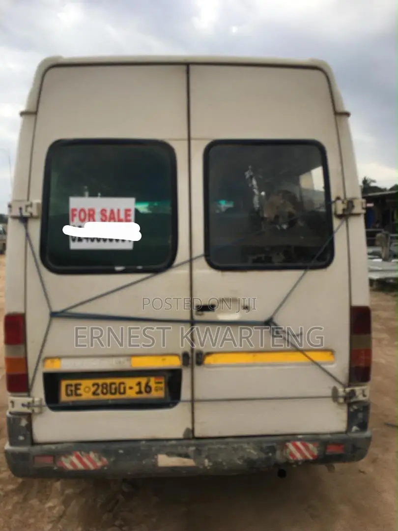 Mercedes-Benz Sprinter 2006 White