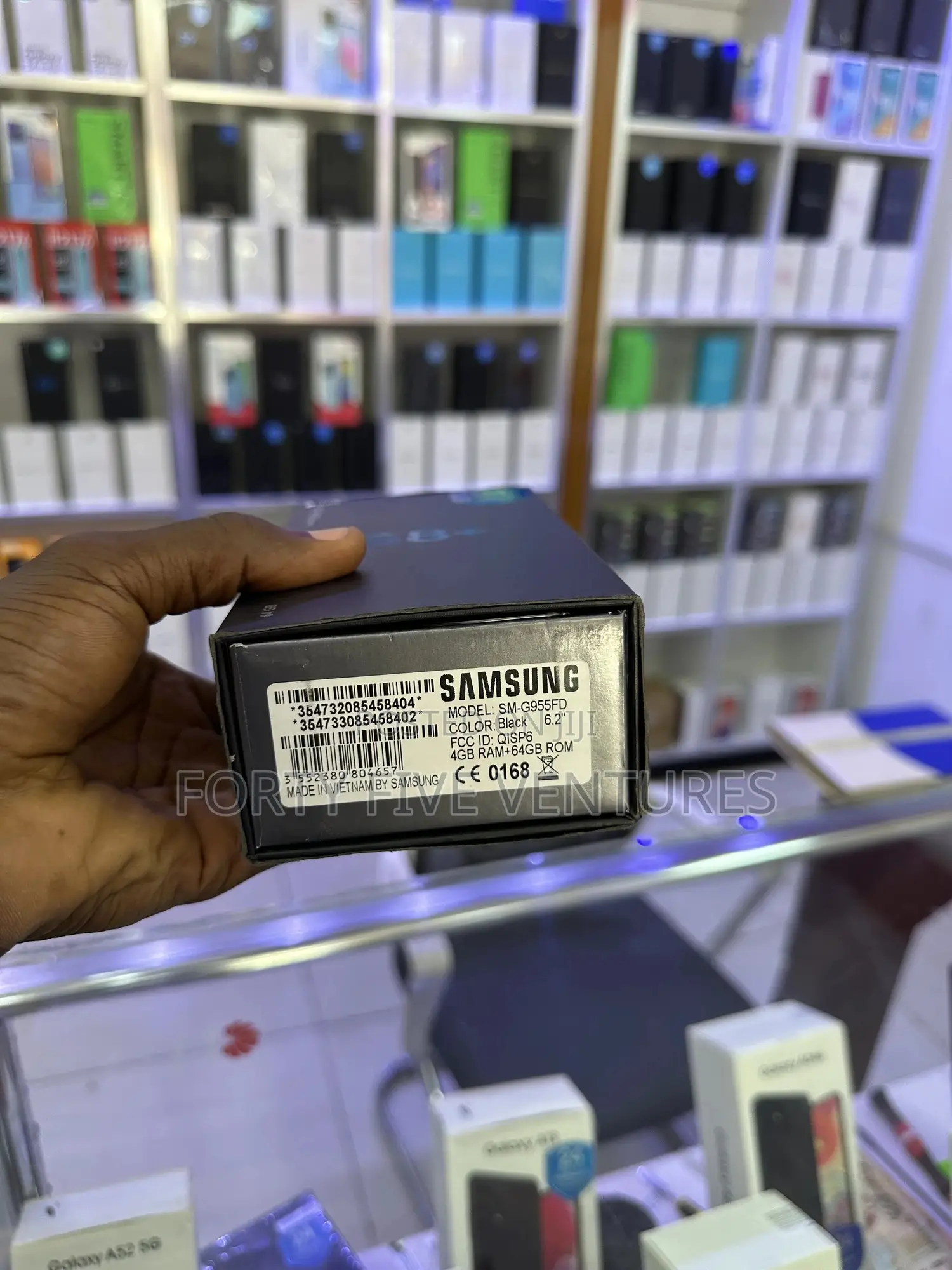 New Samsung Galaxy S8 Plus 64 GB Black