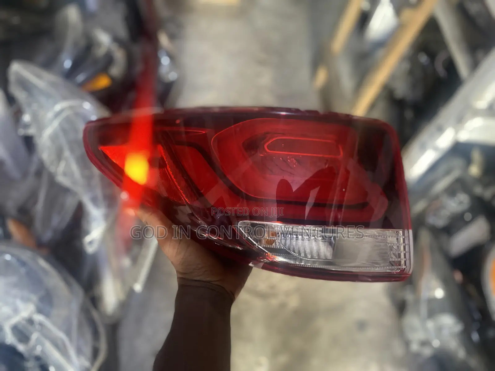 Hyundai Santa Fe Grande 2017 Tail Light