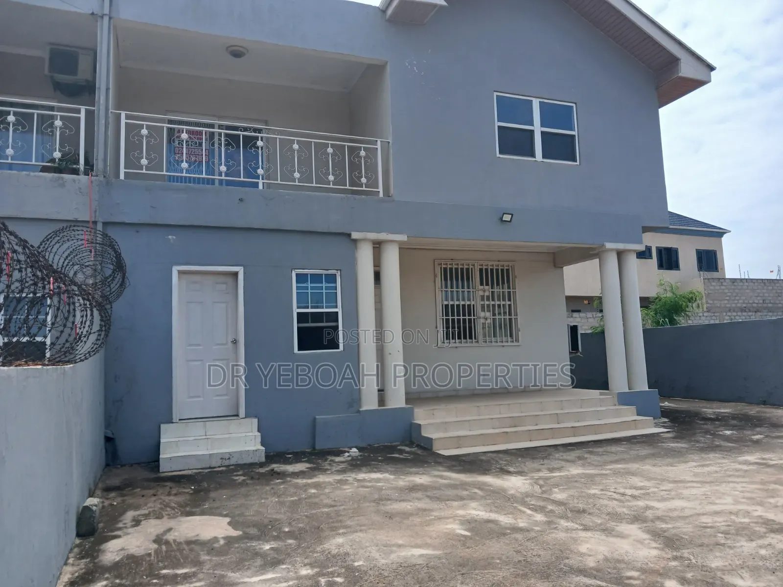 3bdrm Duplex in Spintex Manet :- 3, Papaye for rent