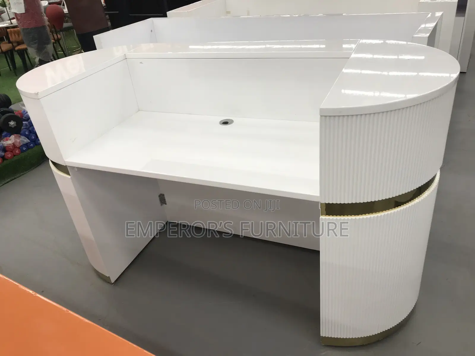 Premium Fluted Reception Table – Elegant Desk for Clinics/Office Etc