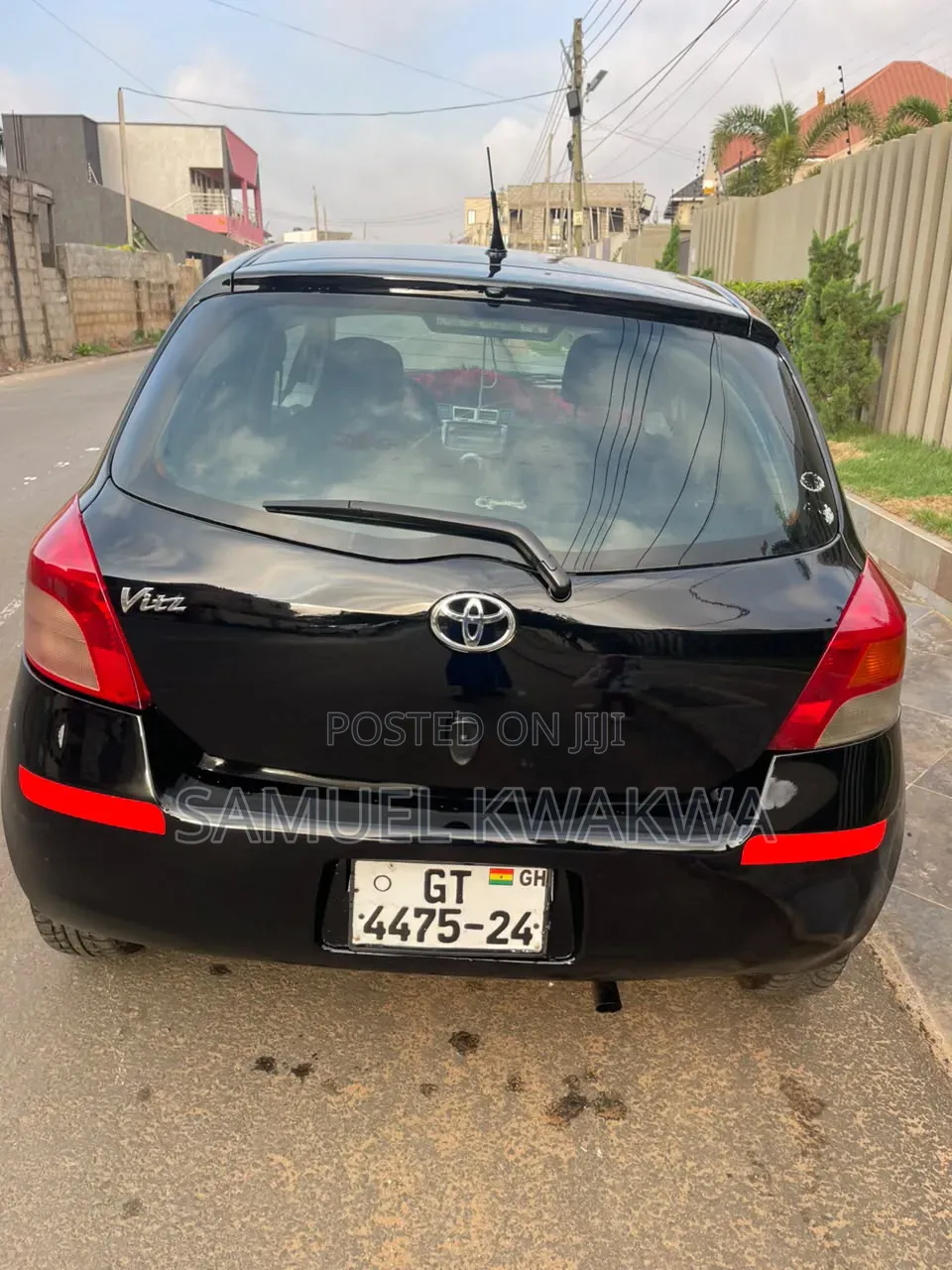 Toyota Vitz 2010 Black