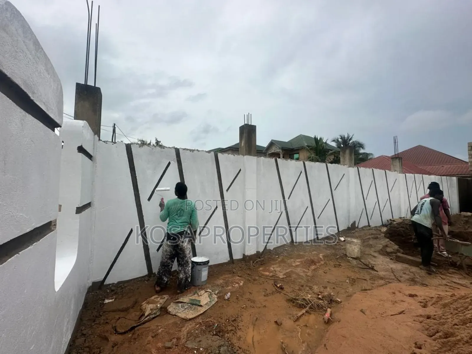 2bdrm House in Pokuase Mayira for sale