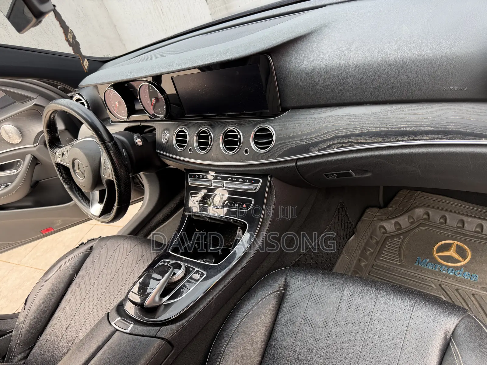 Mercedes-Benz E300 2017 Black