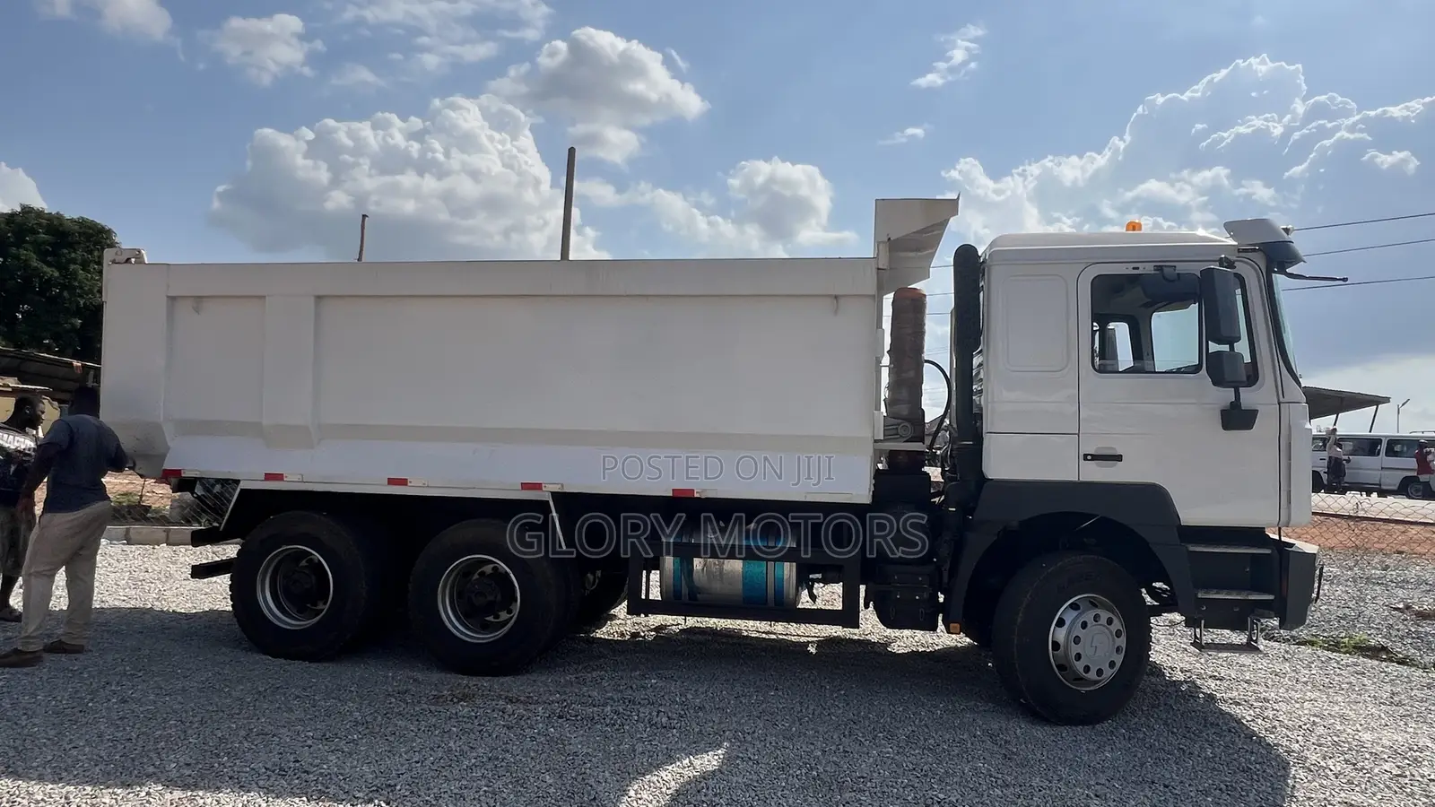 Used Dump Truck