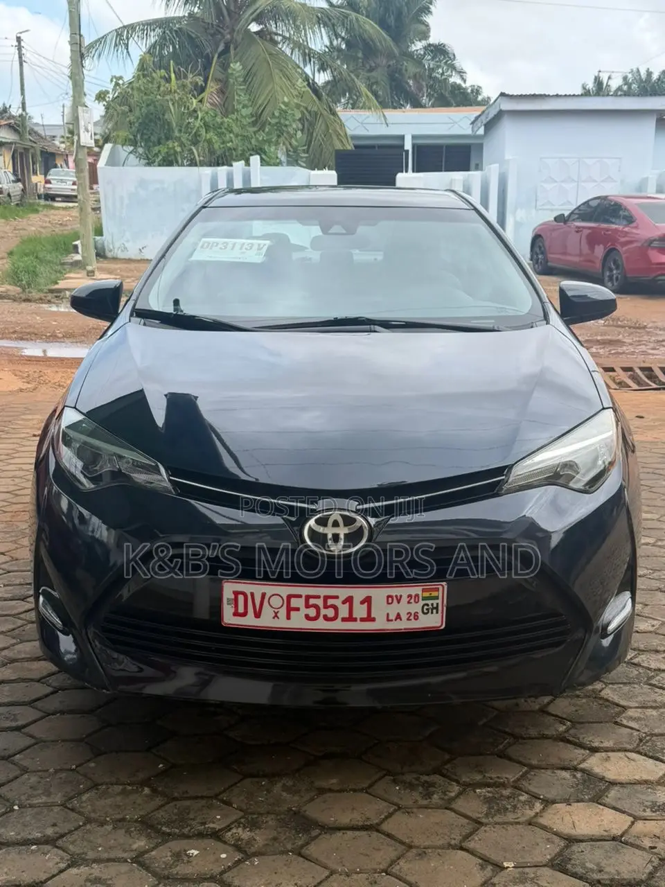 Toyota Corolla LE (1.8L 4cyl 2A) 2018 Blue