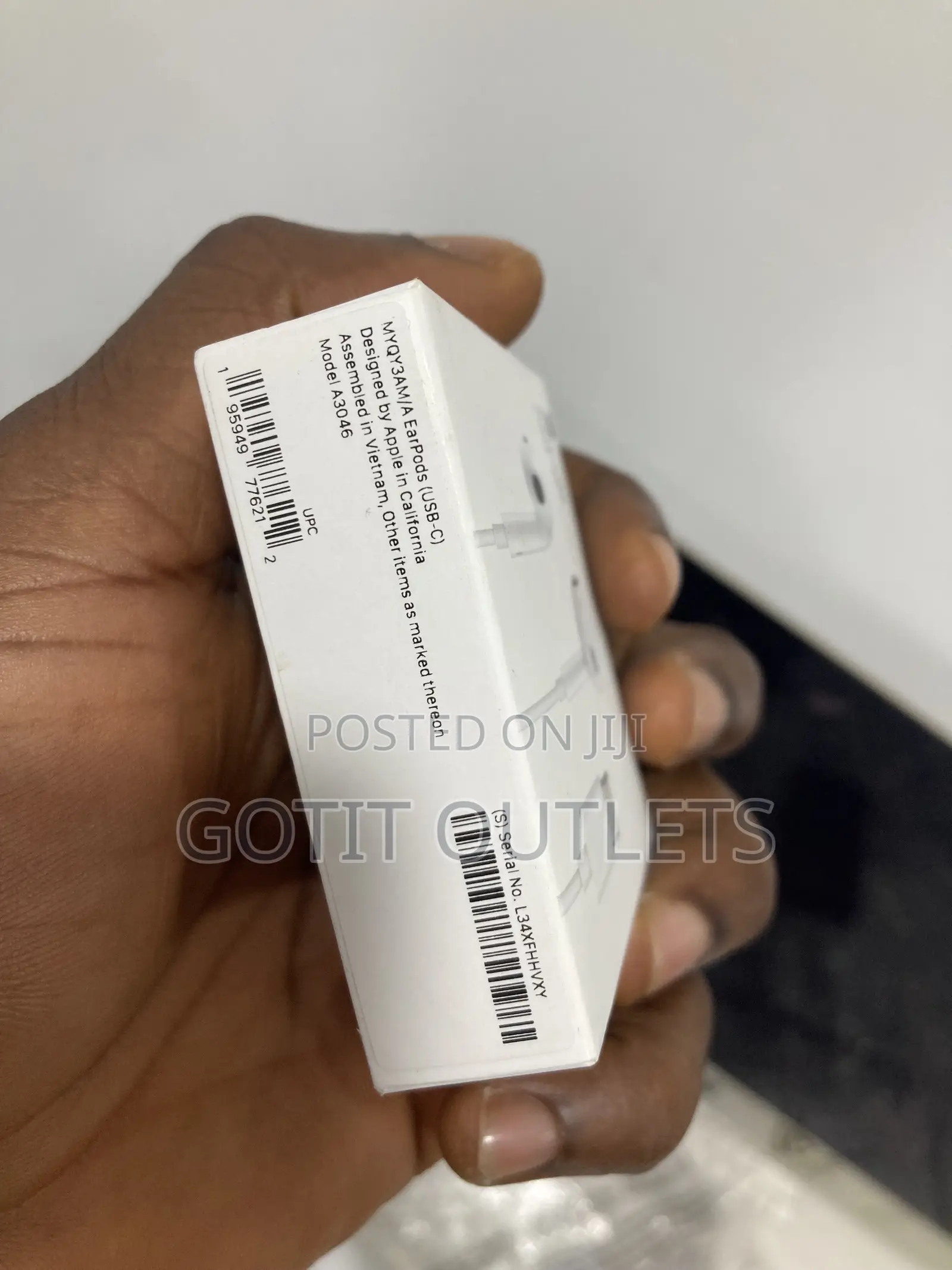 Apple Earpods With USB-C Connector