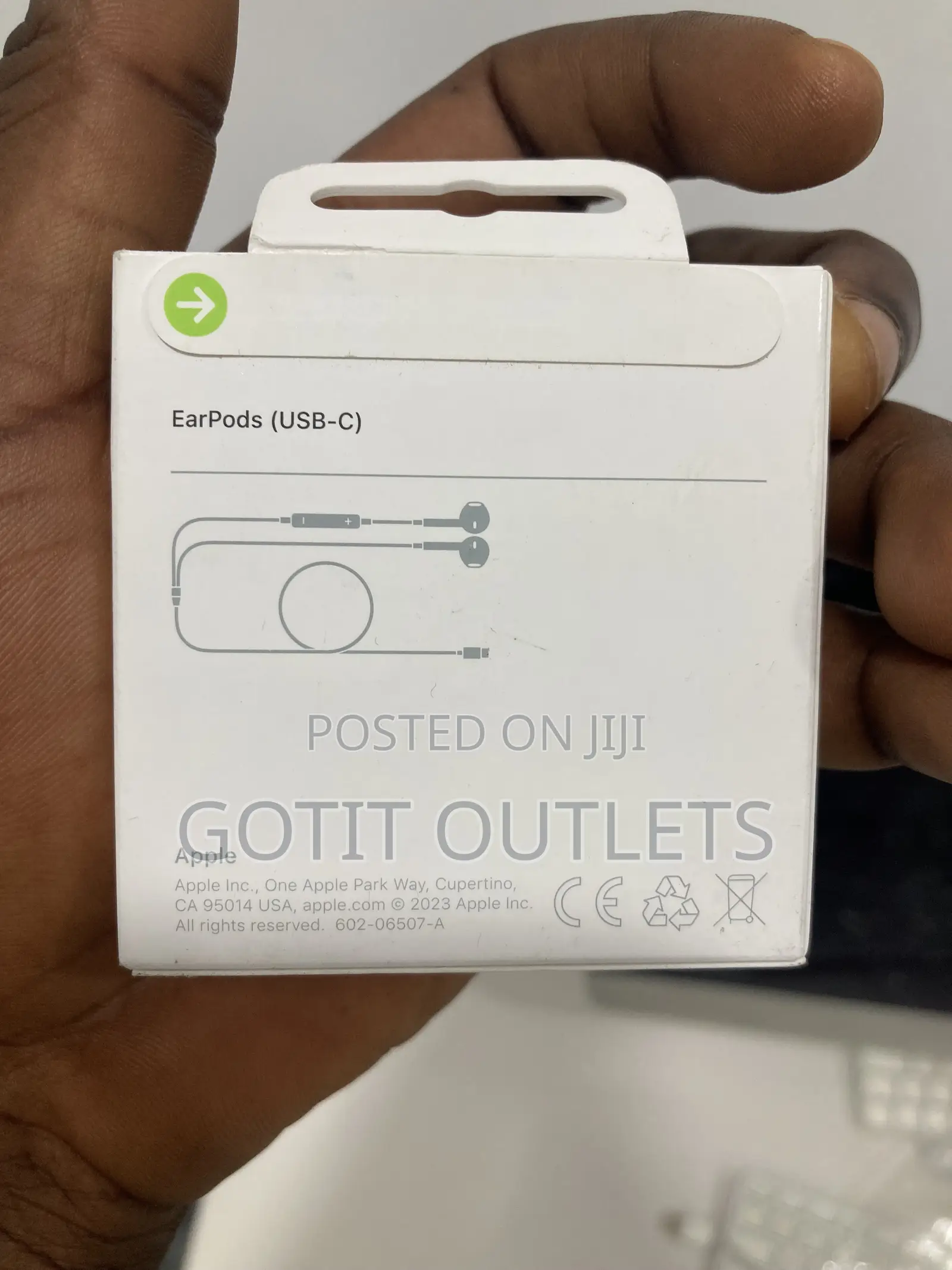 Apple Earpods With USB-C Connector