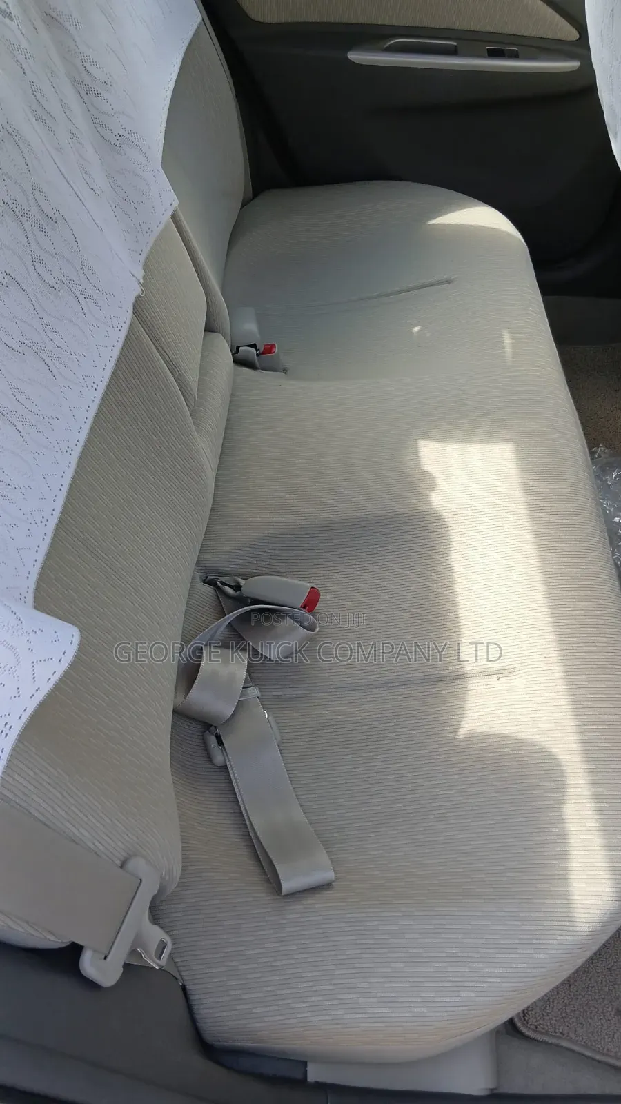 Toyota Belta 2010 Silver