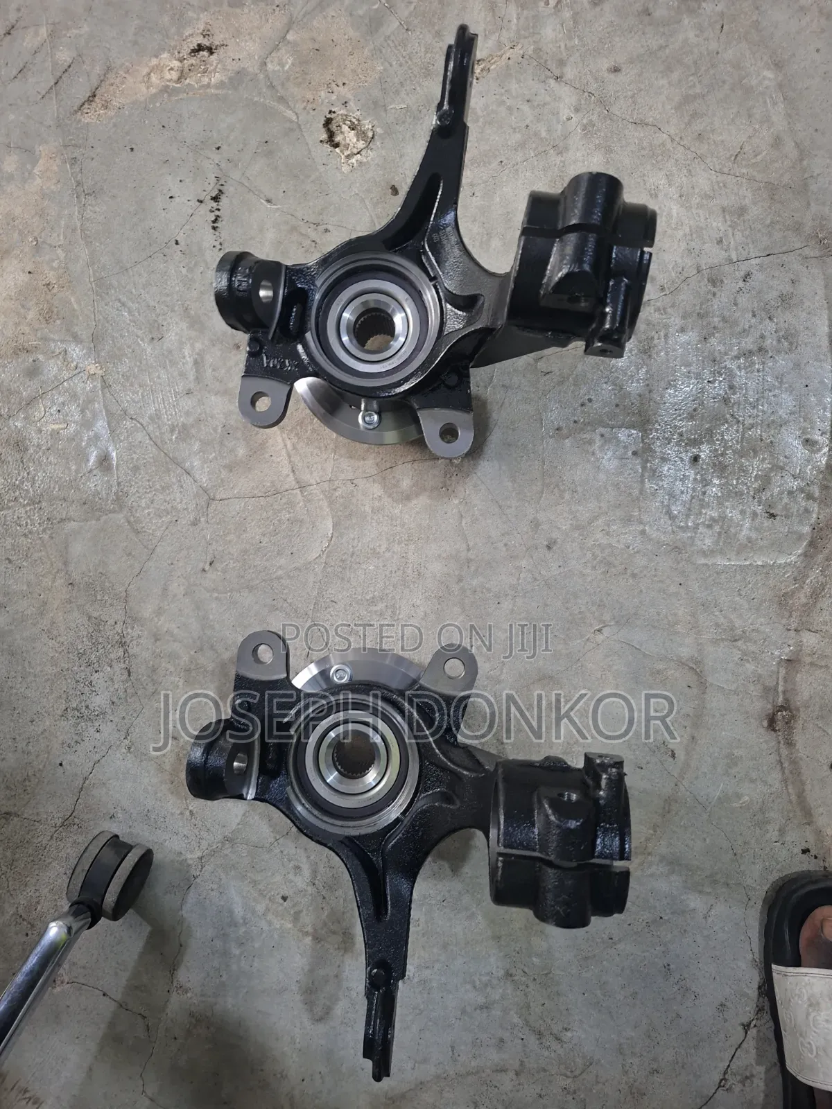 CRV Front Hub 2017,2018,2019,2020,2021,2022 OEM