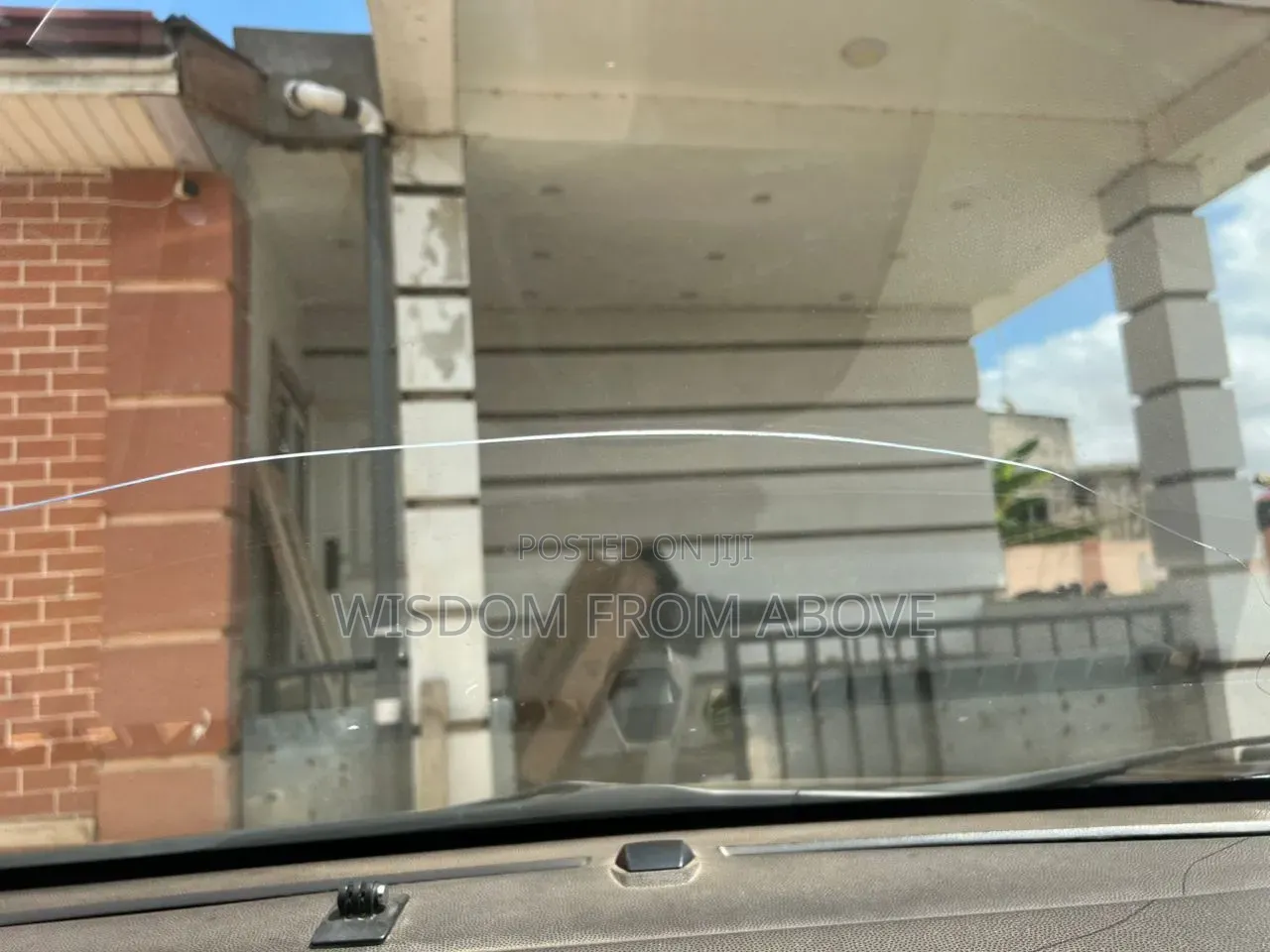 Solutions for Scratches and Cracking Windscreen Available