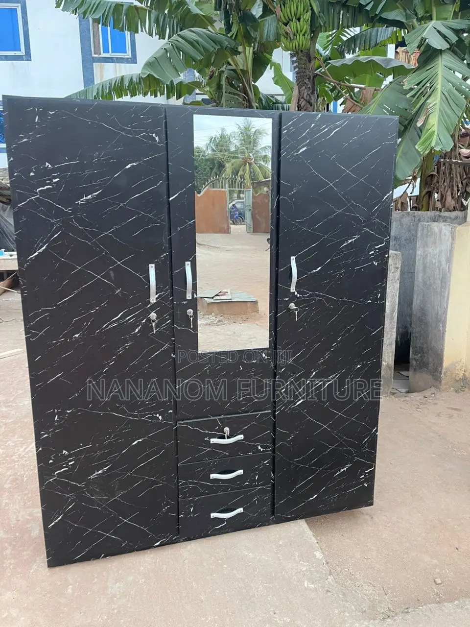 Modern Luxury Wardrobe