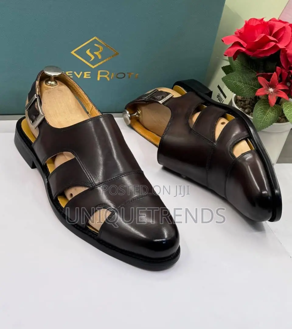 Executive STEVE RIOTS Leather Sandals (Brown)