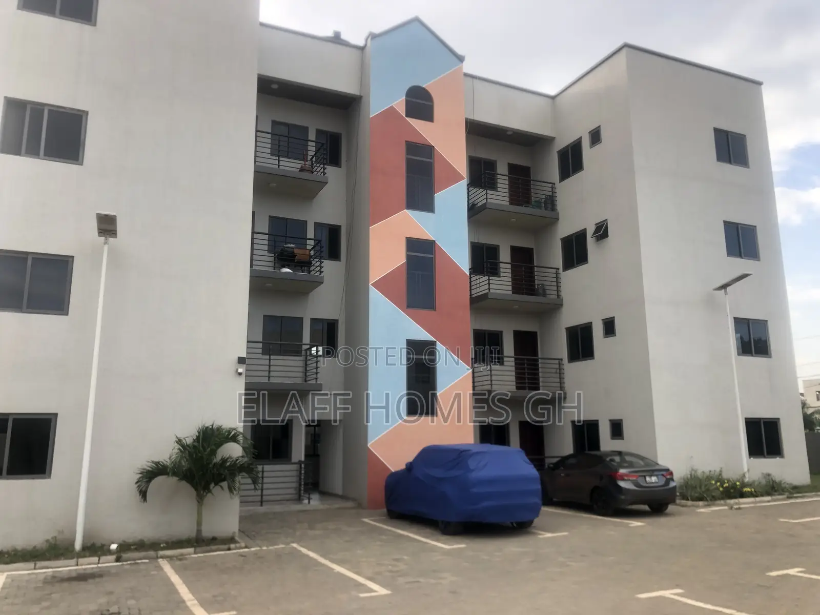 2bdrm Apartment in Elaffhomesgh, School Junction for rent