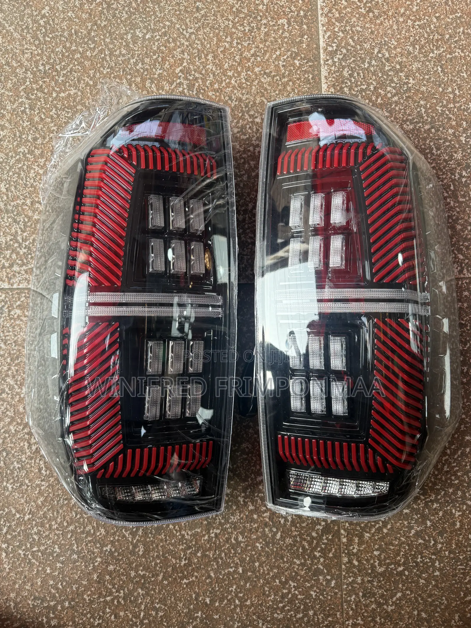 Toyota Tundra 2014,2015,2016,2017,2018,2019,2020,2021 Spec Tail Light