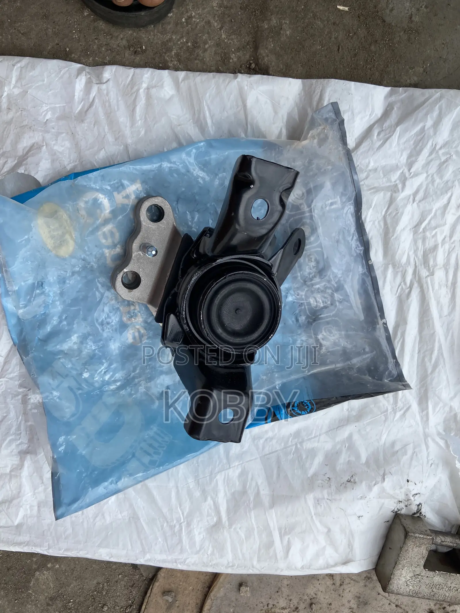 Corolla 2009-2010,2011,2012,2014,2015,2017,2019 Top Engine Seat/Mount