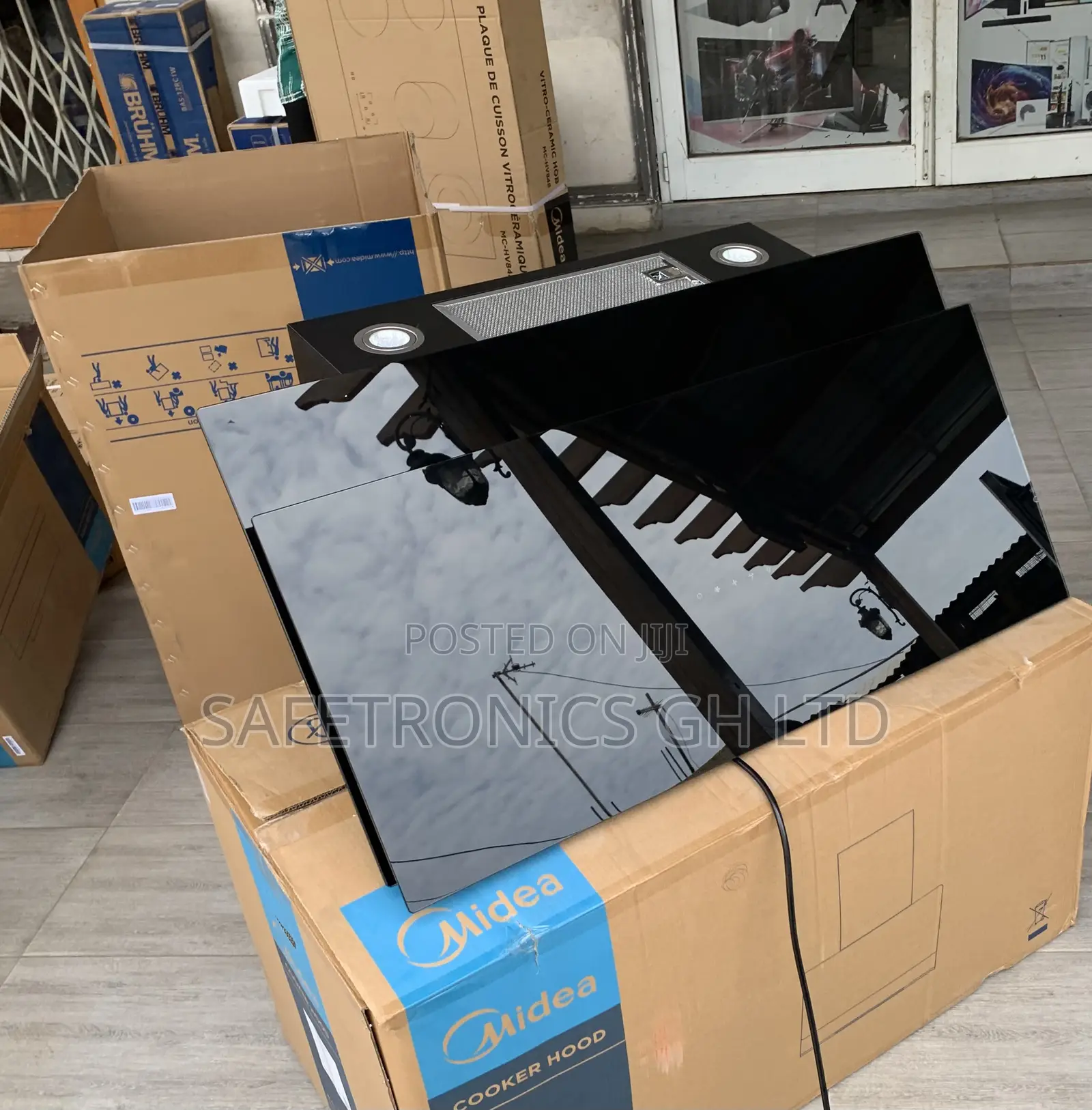 Try Out Powerful Midea 90j72-B 90cm Angled Kitchen Cooker Hood