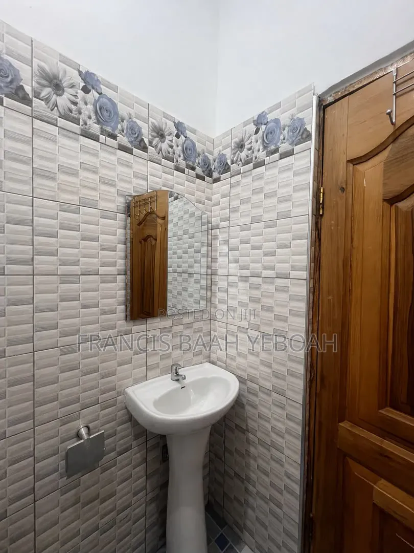 2bdrm Apartment in Shining Star Real, Accra Metropolitan for rent