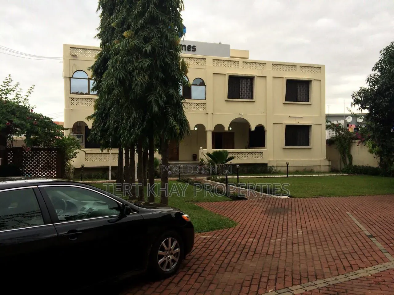 6bdrm Mansion in Ridge for sale
