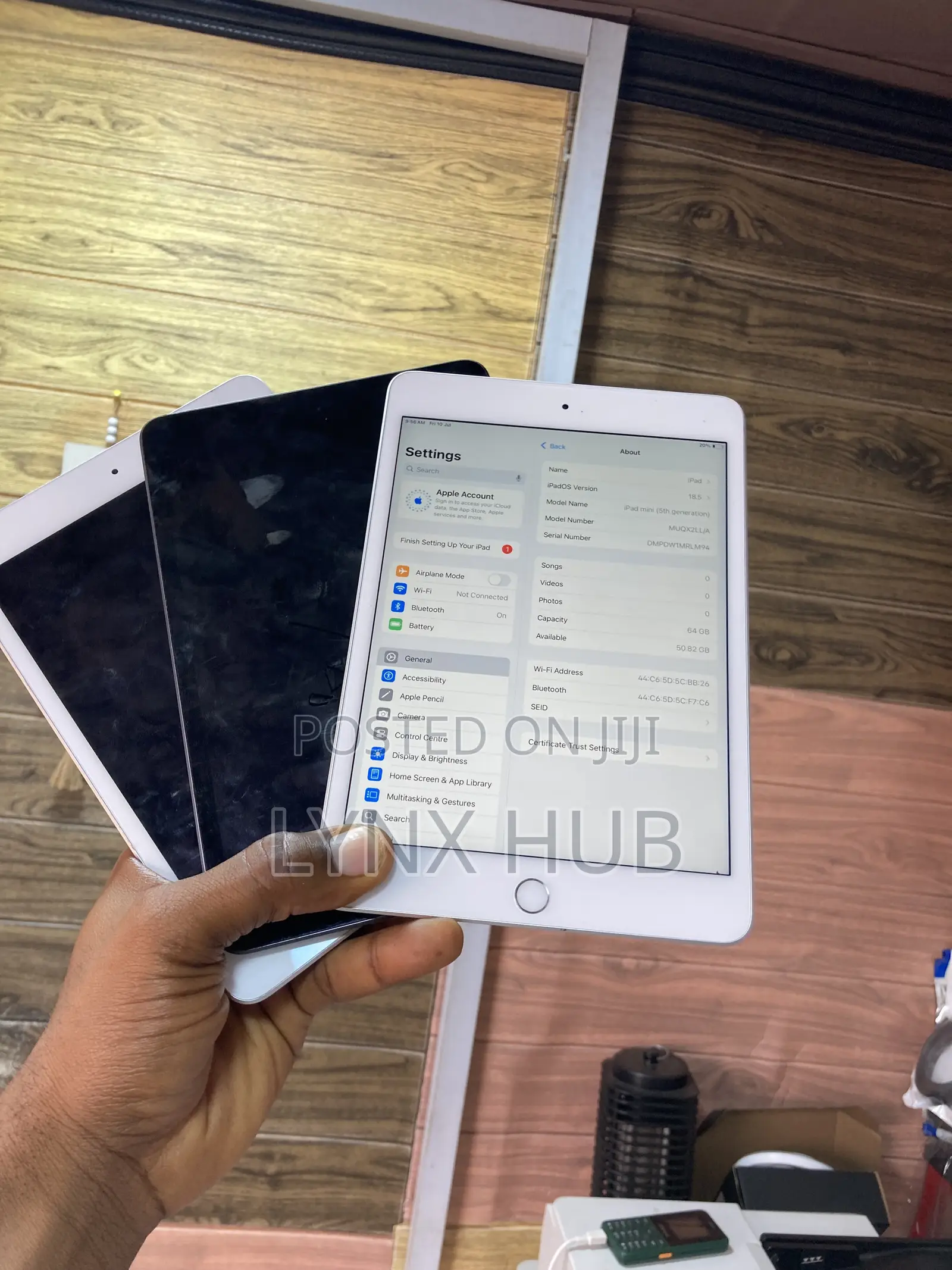 Apple iPad mini 5 64 GB Gray