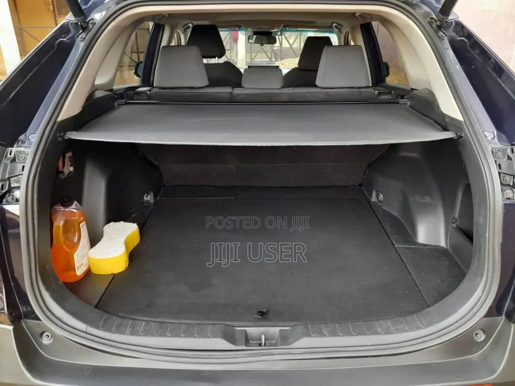 Toyota RAV4 2021 Blue
