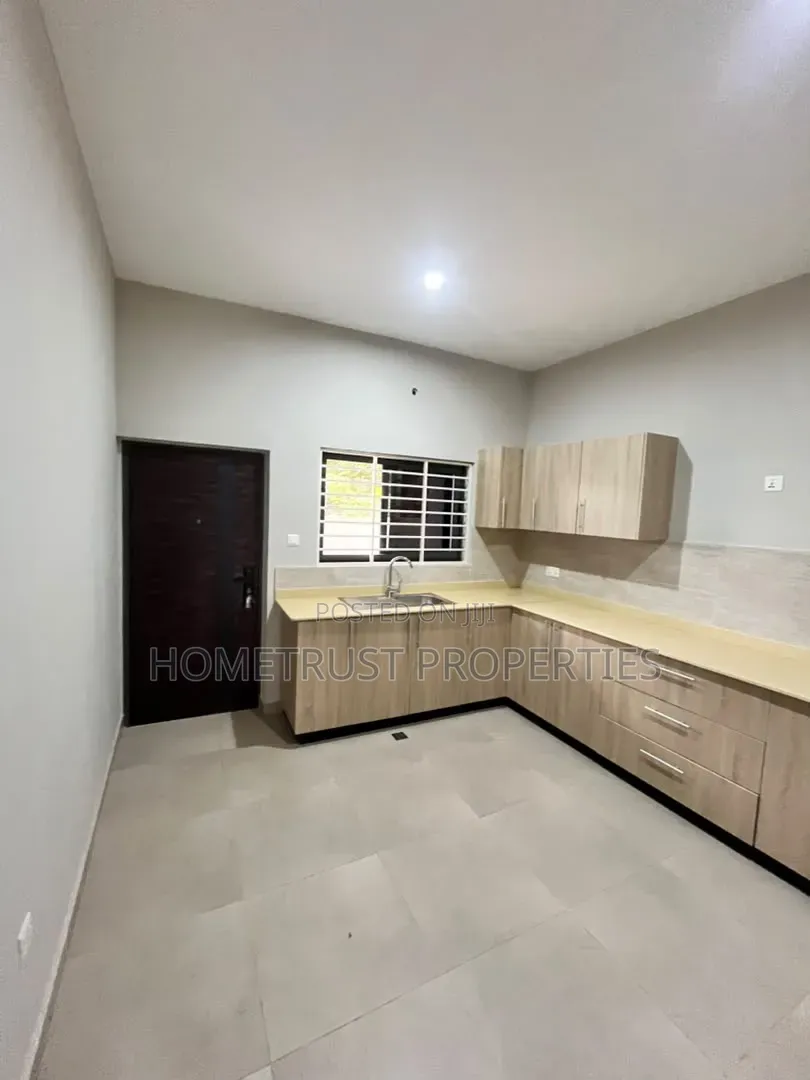 2bdrm House in Oyarifa Ayimensah, Pentecost for sale