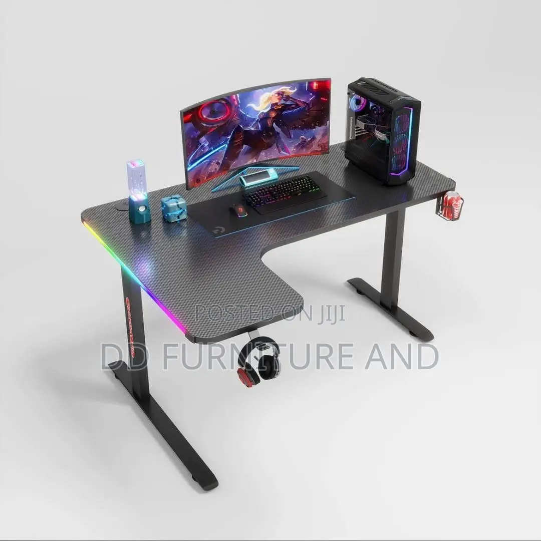 L-Shaped Gaming Dest / Computer Table