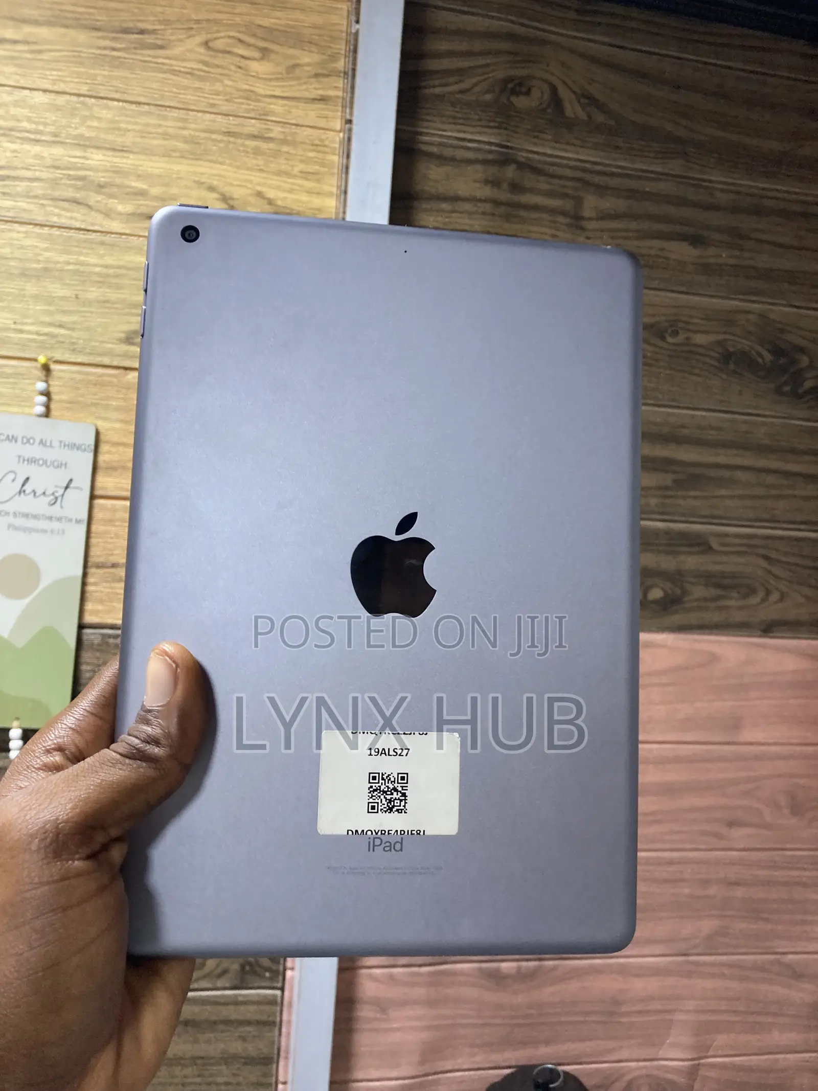 Apple iPad 9.7 32 GB Gray