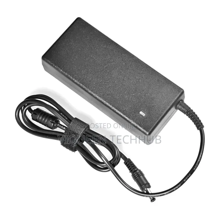 Toshiba 19v 4.74 a AC Adapter