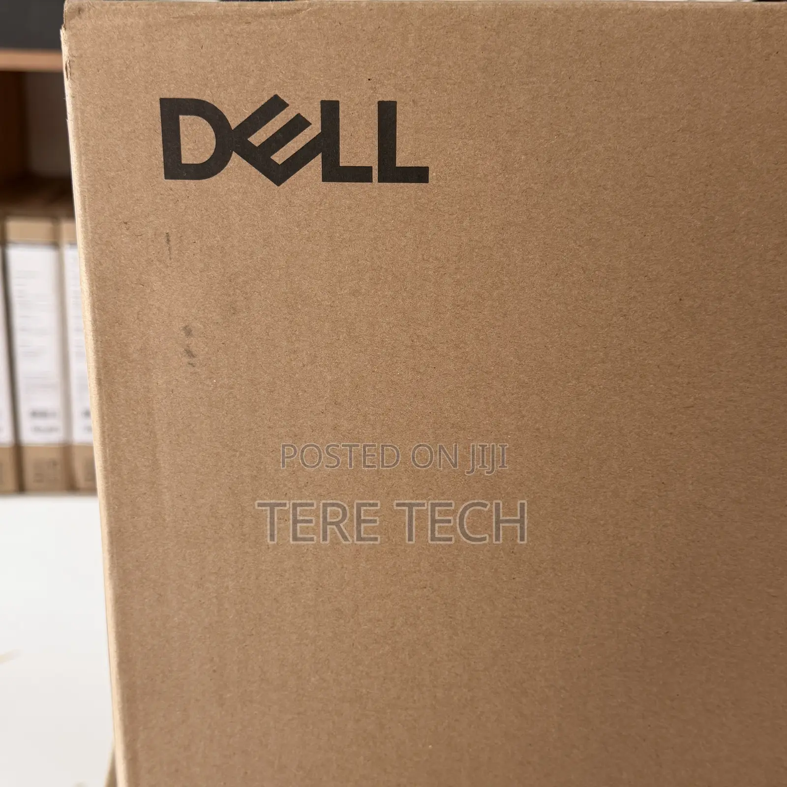 New Laptop Dell Inspiron 14 7440 2-in-1 16GB Intel Core 7 SSD 512GB