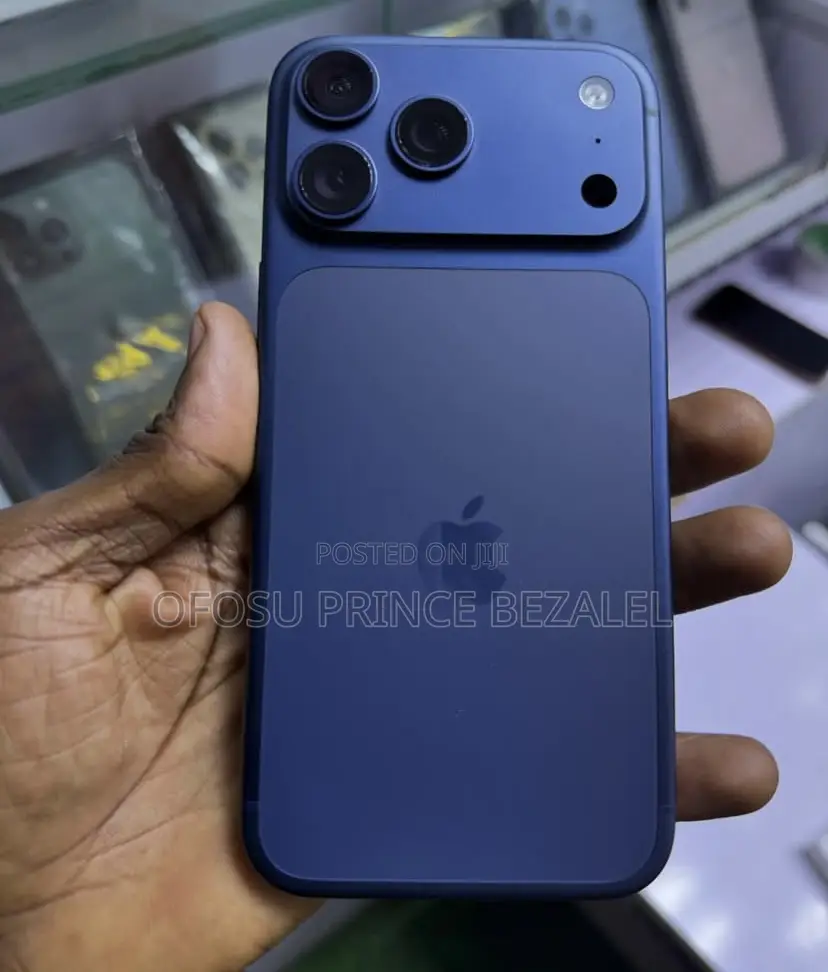 Apple iPhone 17 Pro Max 256 GB Blue