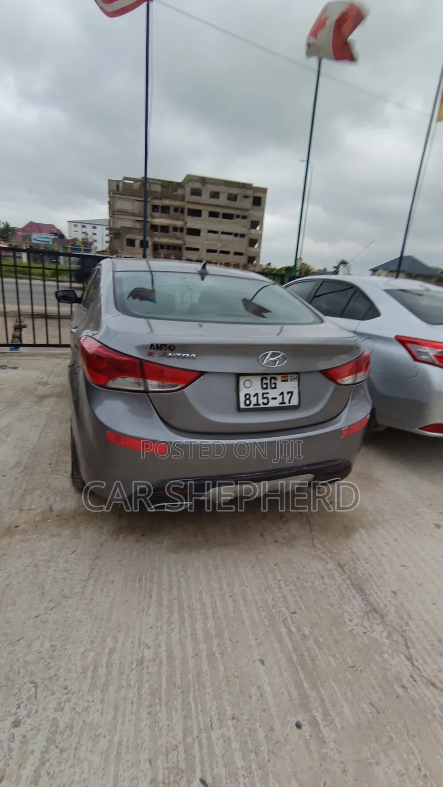 Hyundai Elantra Limited Sedan FWD (1.8L 4cyl 6A) 2013 Gray