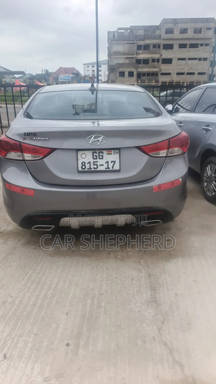 Hyundai Elantra Limited Sedan FWD (1.8L 4cyl 6A) 2013 Gray