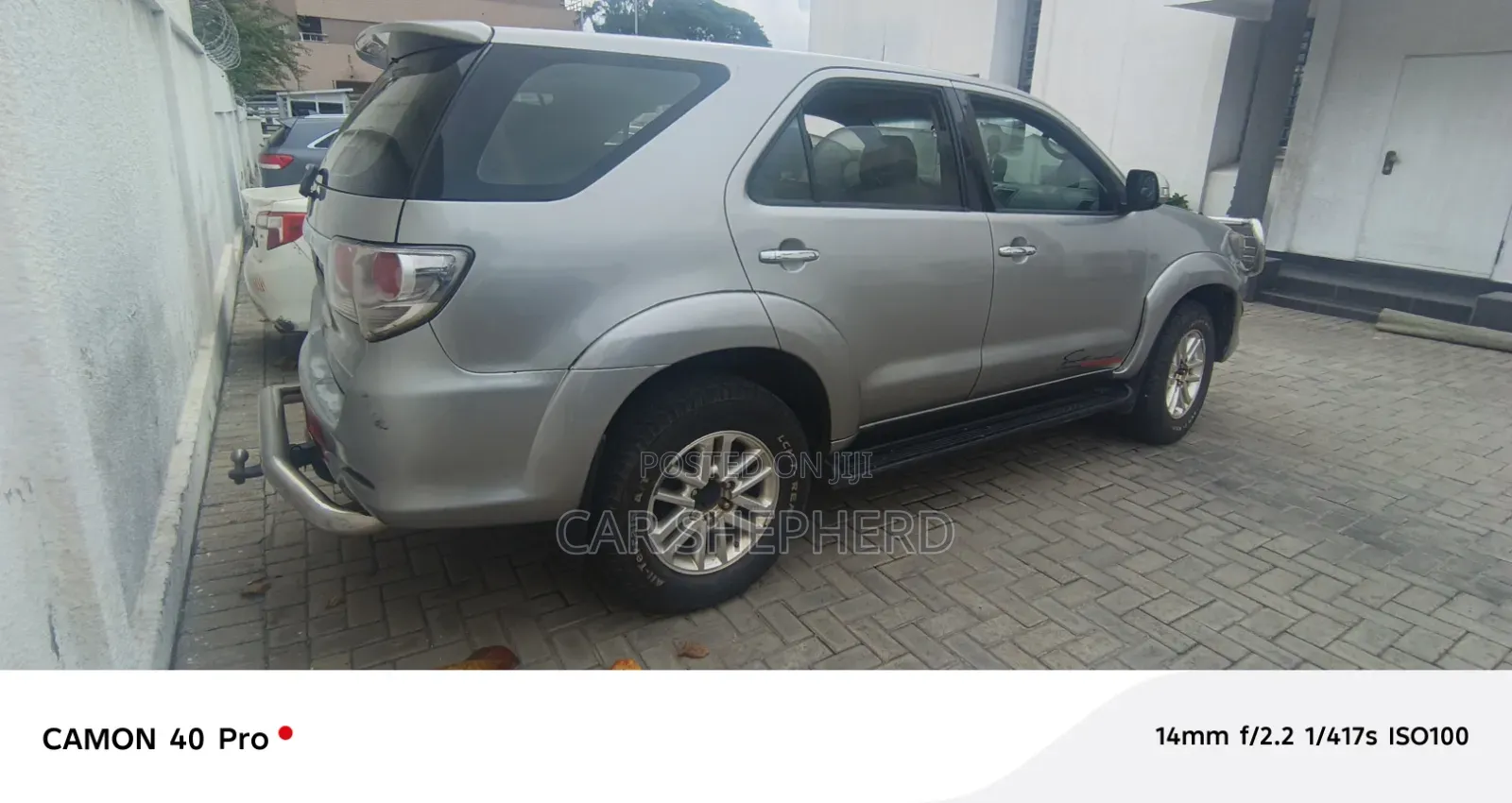 Toyota Fortuner 2.7 AWD 2012 Silver