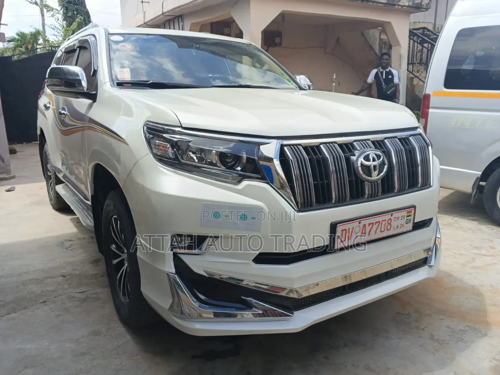 Toyota Land Cruiser Prado 2022 White
