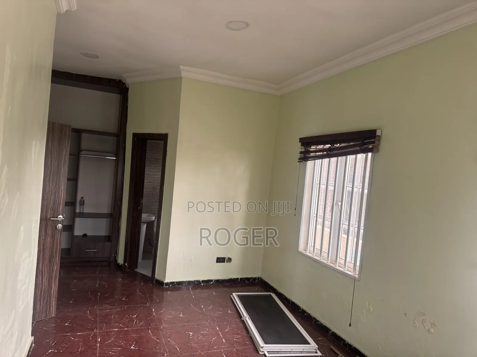 1bdrm House in Kboat Junction, Dome for sale