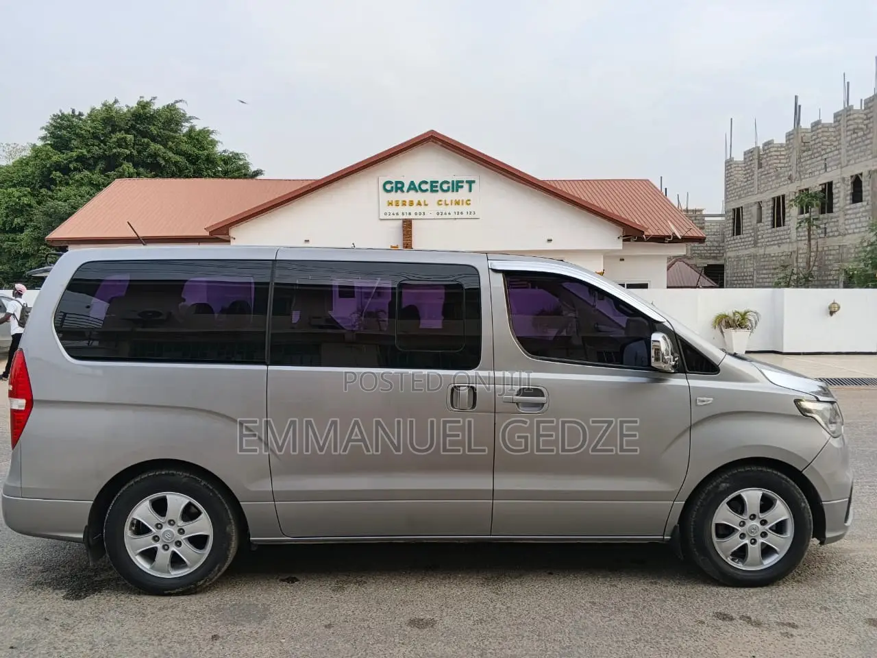 Mini Van - For Rent