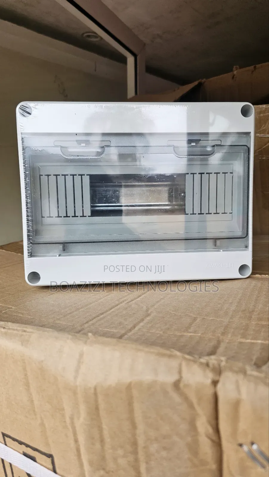 IP65 12Way Plastic Enclosure/ Breaker Box