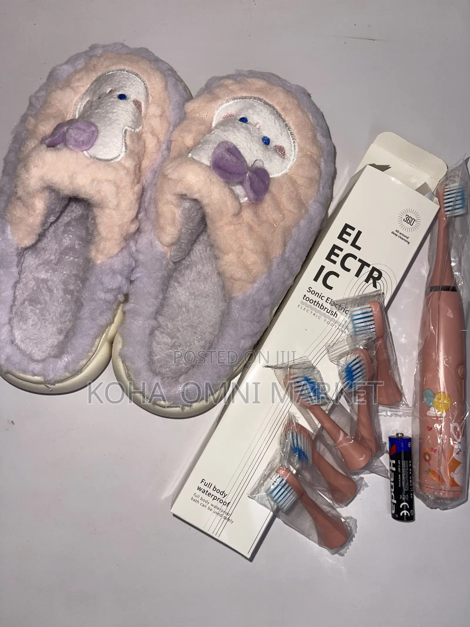 Kids Set- Electric Toothbrush + Flufffy Shoes