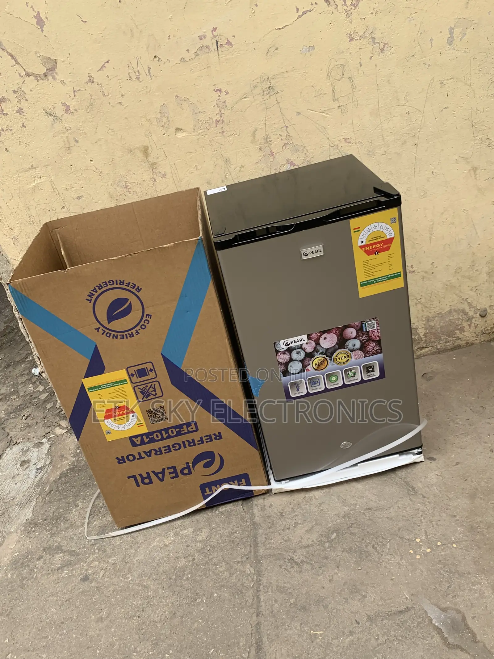 Pearl 90 Liters Table Top Fridge