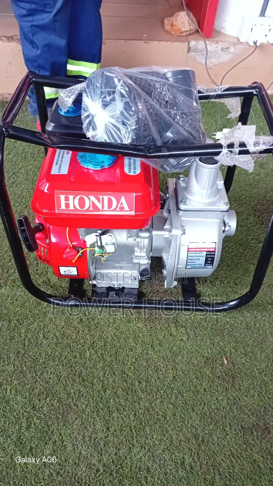 Premium HONDA Water Pump – High Pressure, Strong Engine