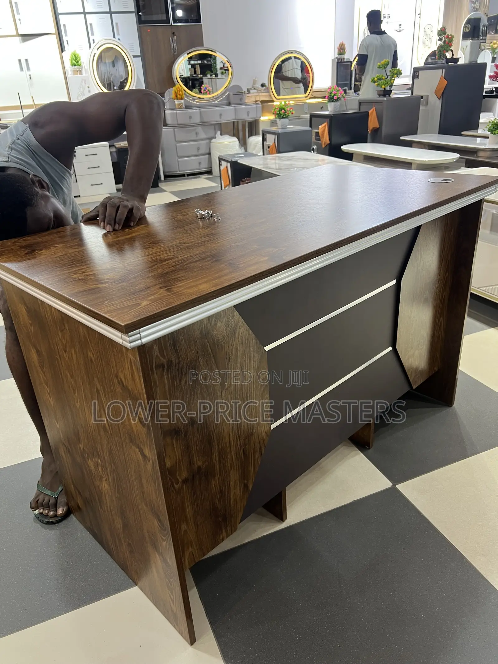 Modern Office Table
