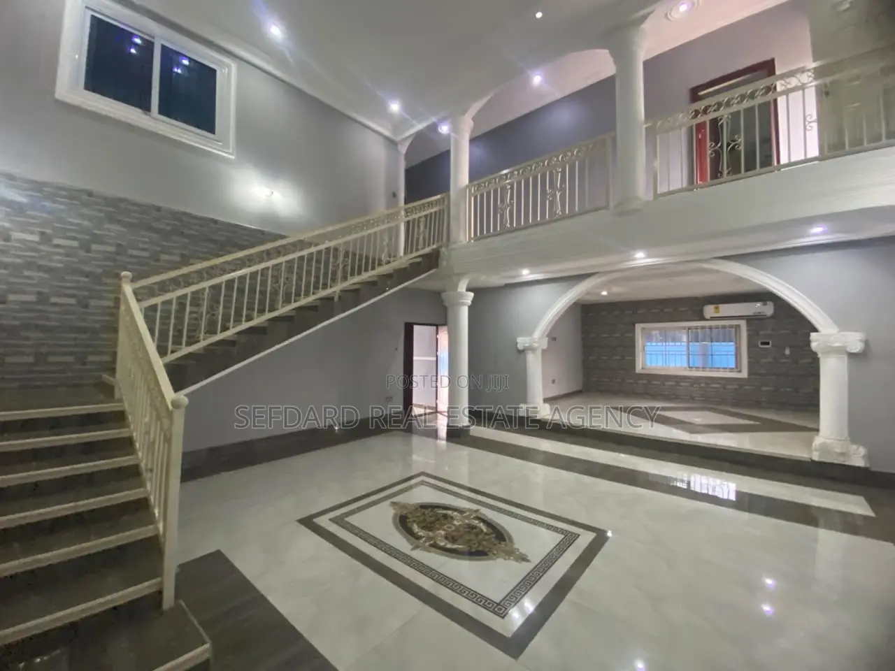 5bdrm House in Sefdard Properties, Haatso for sale