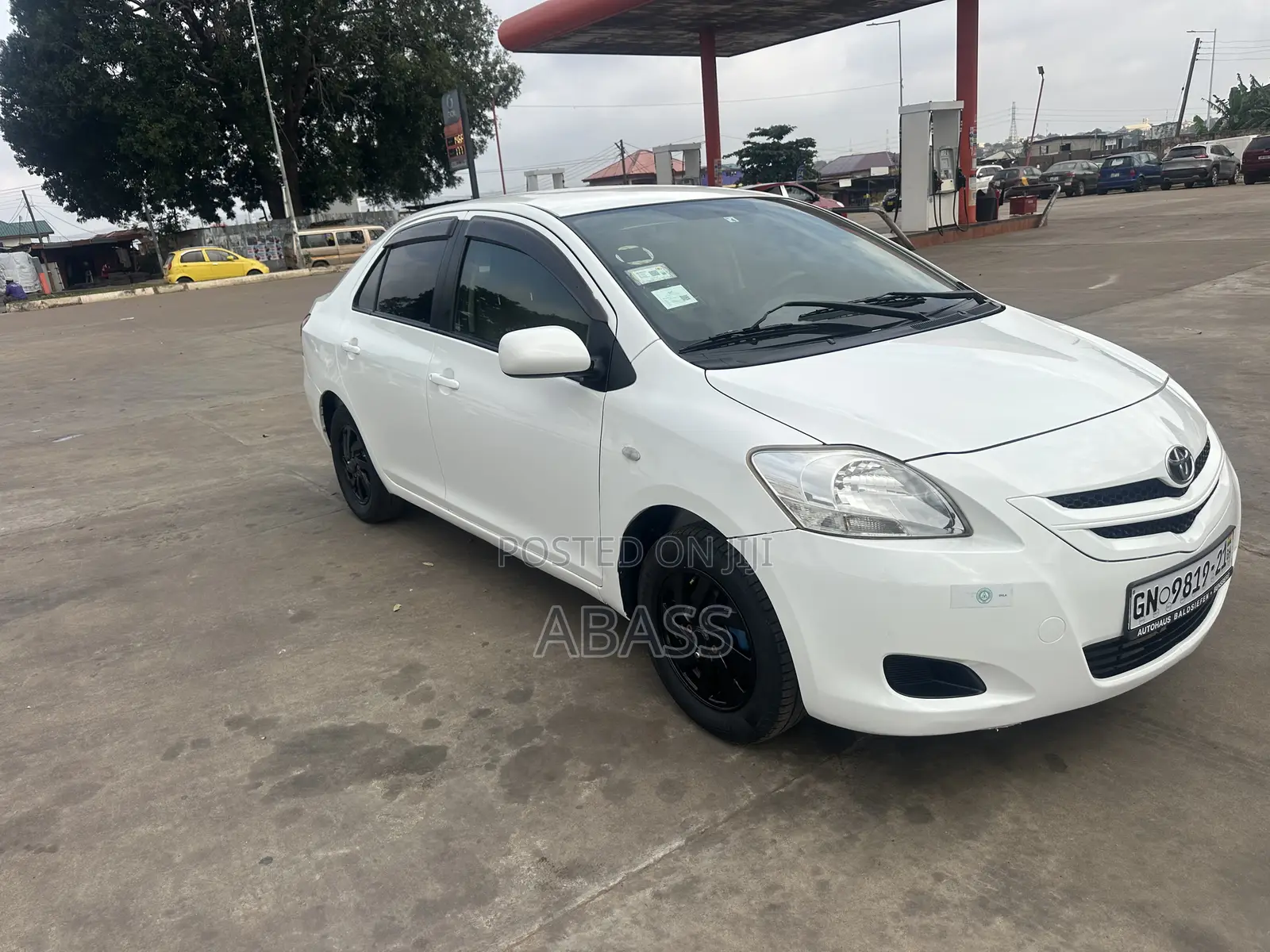 Toyota Belta 2012 White