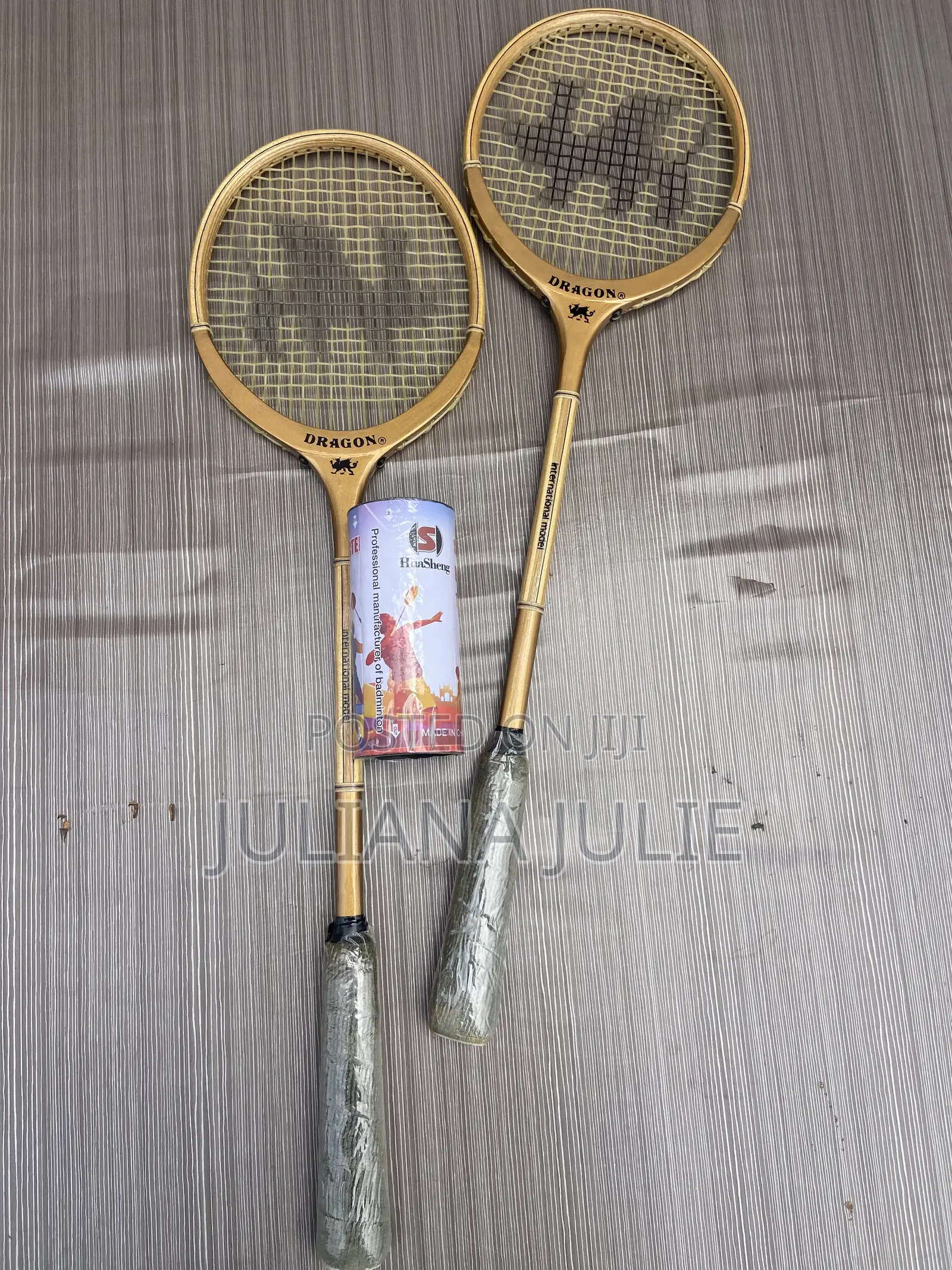 Original Badminton Racket Available at Cool Price
