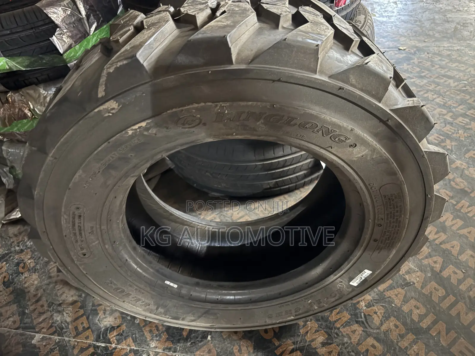 10-16.5 Forklift Tyre