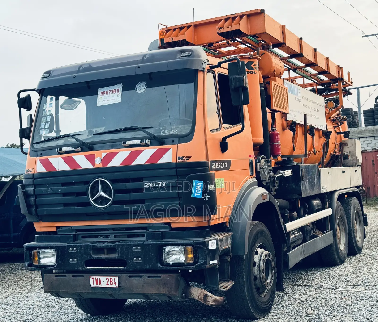 Clean Dump Truck Very Heavy and Neat