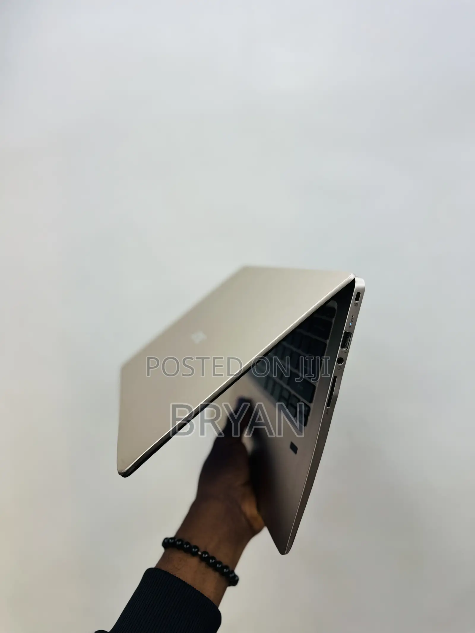 Laptop Acer Swift Spin 14 AI 4GB Intel SSD 72GB