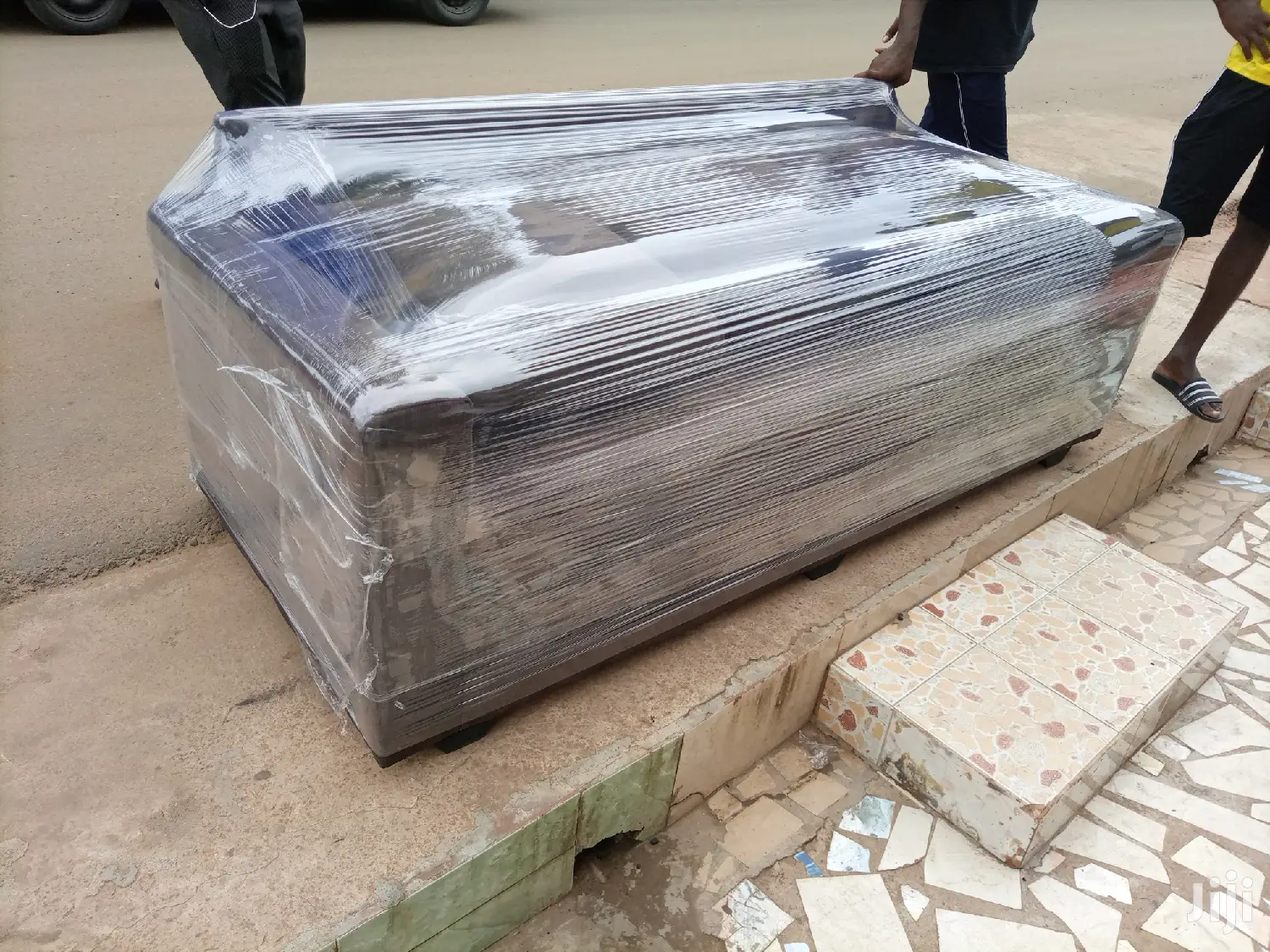 Quality 3in1 Sofa Chair. Fre Delivery